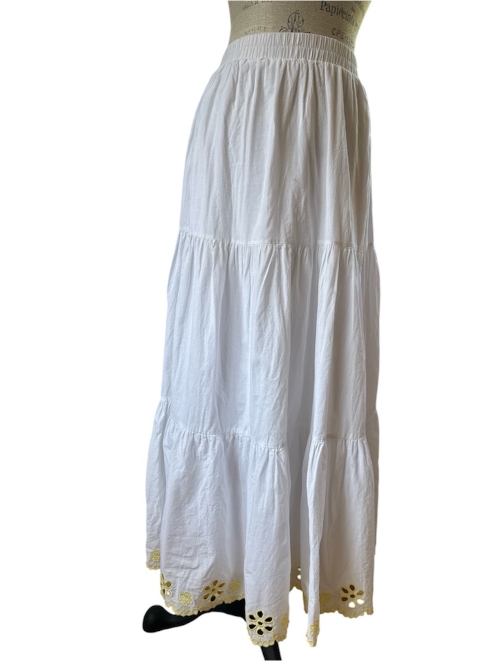 Audrey Parks white‎ cotton yellow eyelet lace trim tired maxi summer skirt small